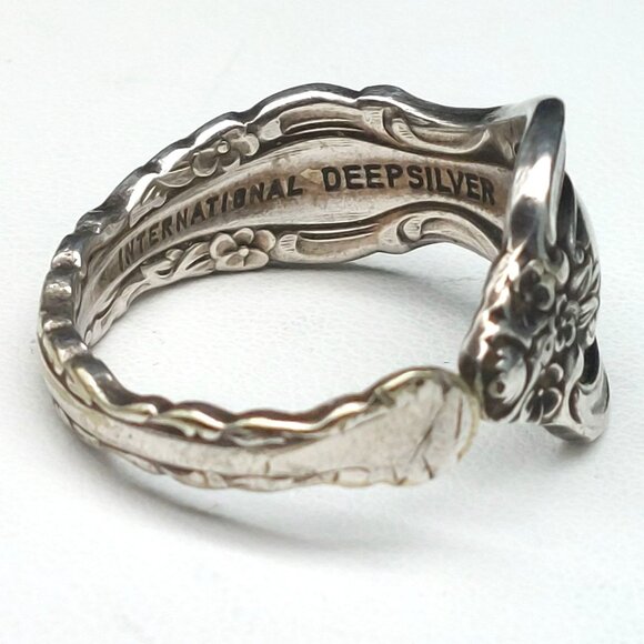Vintage International Deep Silver Floral Spoon Wrap Ring Size 10 - Picture 2 of 6